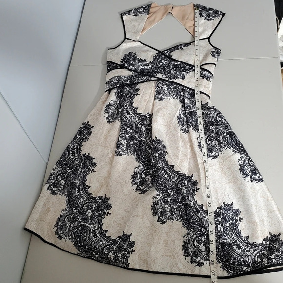 Jessica Simpson Women's Floral Paisley Fit & Flare Tie Back Dress Sz 8 - Picture 14 of 15